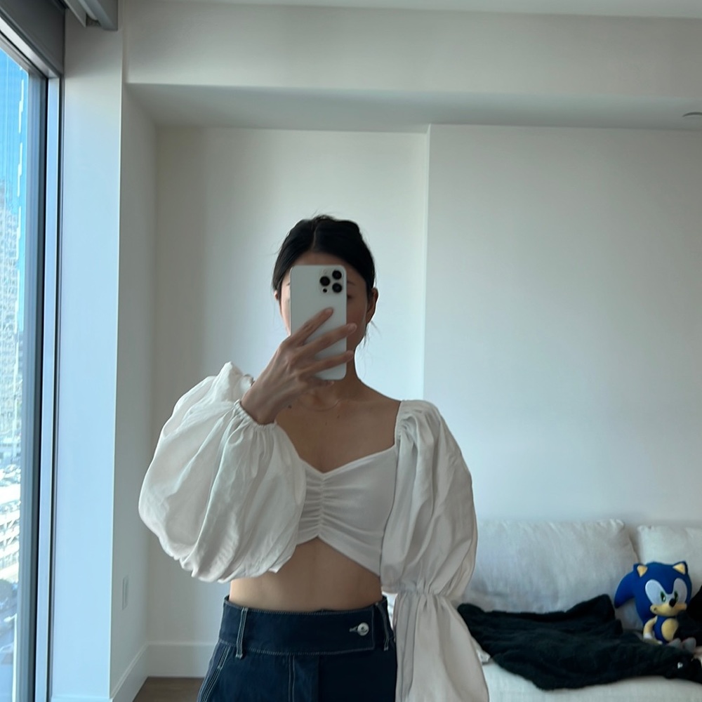 L/s white top